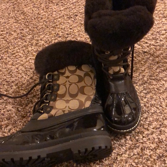 Coach snow boots - Picture 2 of 4